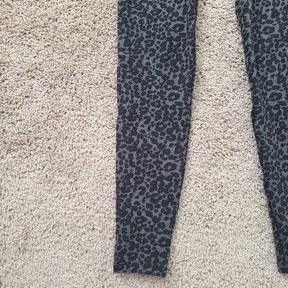 LOFT Leopard Print High Waist Leggings PXS - Picture 2 of 10